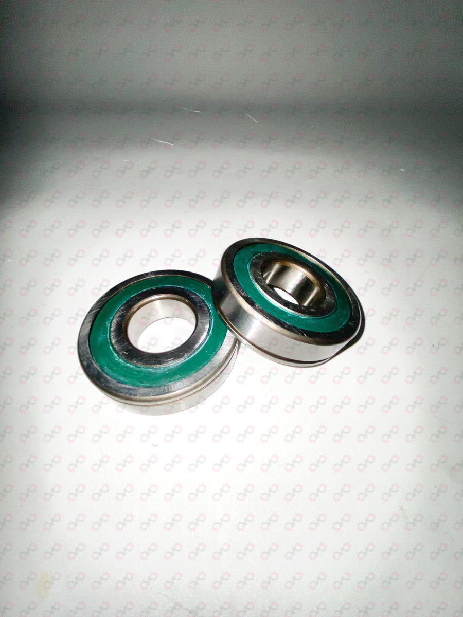 CUSCINETTO POSTERIORE TRIPLO + PIGNONE C510/513